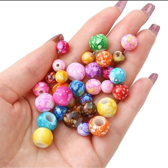 100 Pieces Of Crystal Flower Circular Acrylic Beads - Picture 5 of 8